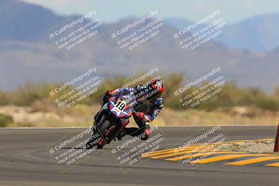 media/Oct-09-2022-SoCal Trackdays (Sun) [[95640aeeb6]]/Turn 15 (150pm)/